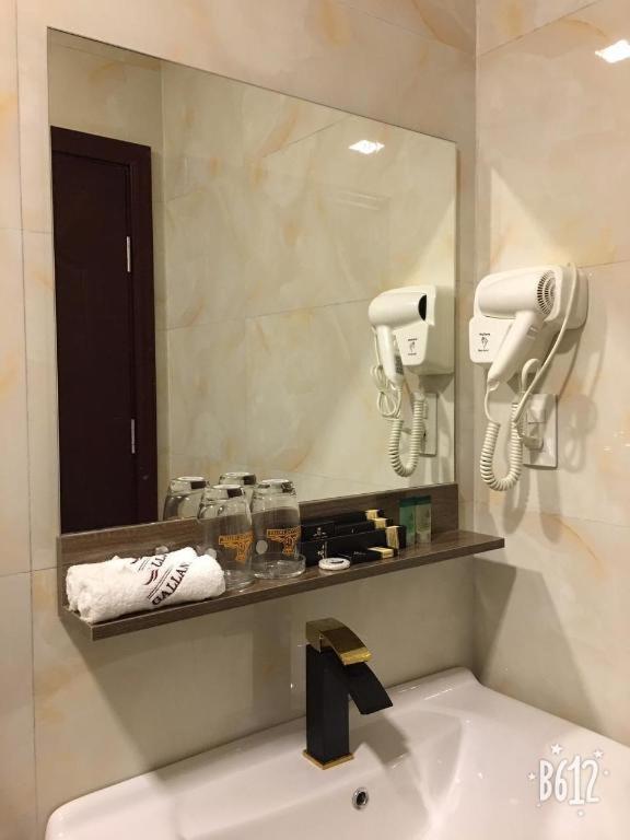 Gallant Hotel 154 Hai Phong Esterno foto