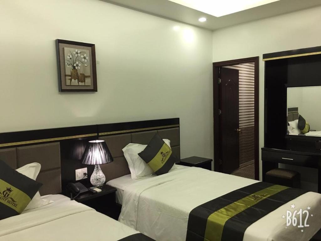 Gallant Hotel 154 Hai Phong Esterno foto