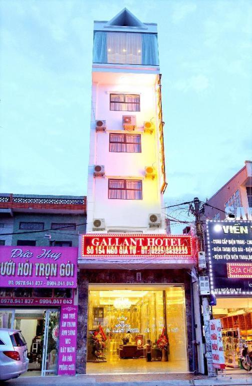 Gallant Hotel 154 Hai Phong Esterno foto