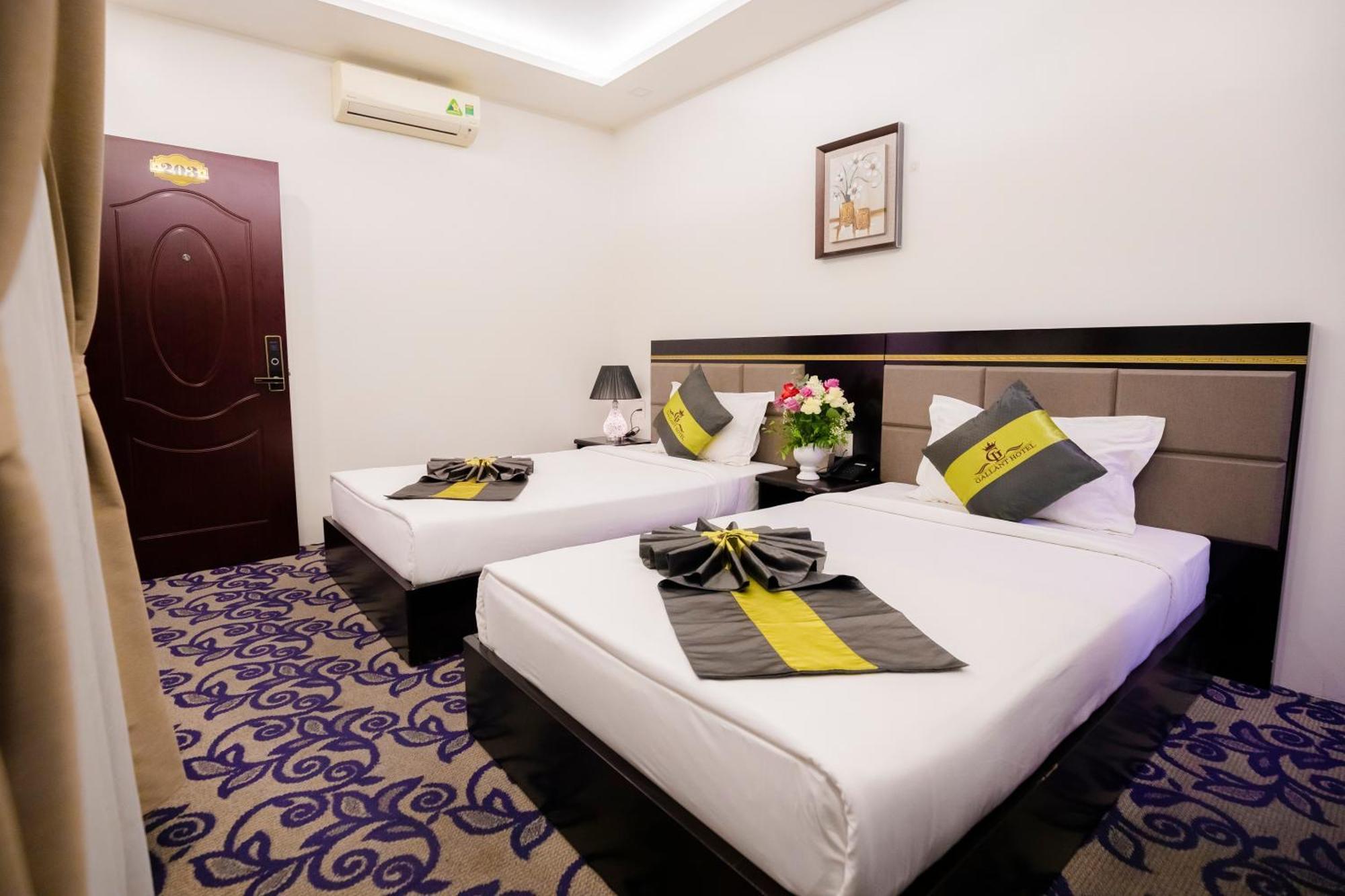 Gallant Hotel 154 Hai Phong Esterno foto