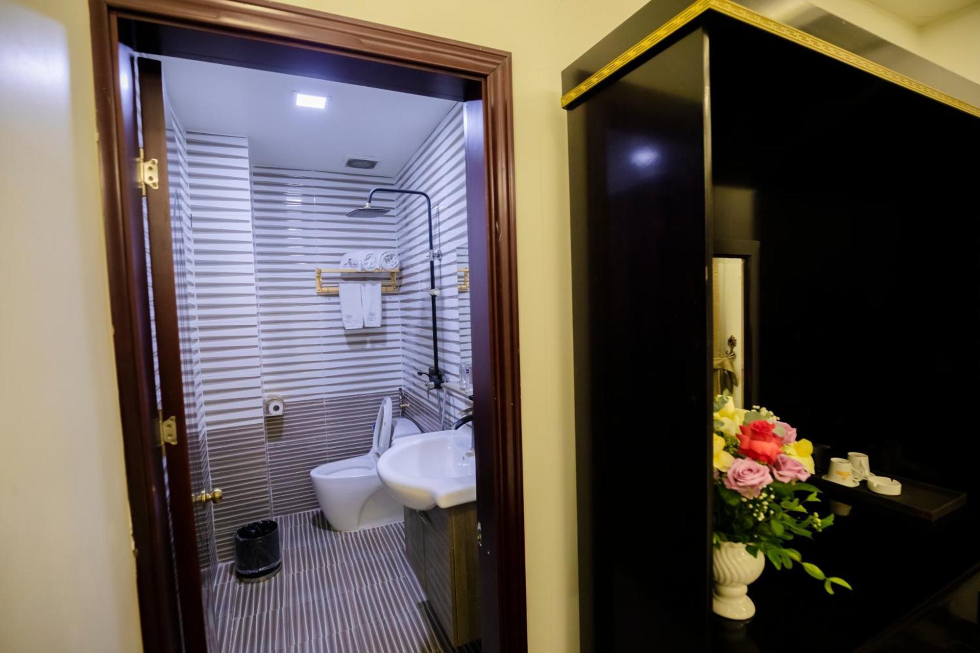 Gallant Hotel 154 Hai Phong Esterno foto